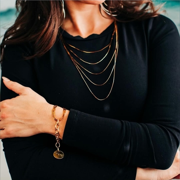 New Twisted Silver Element Necklace and Bracelet Set - Picture 10 of 10